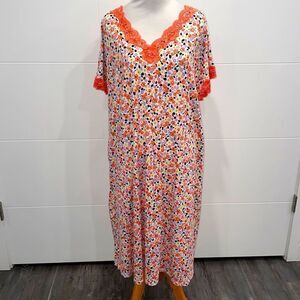 NWT Secret Treasures night gown